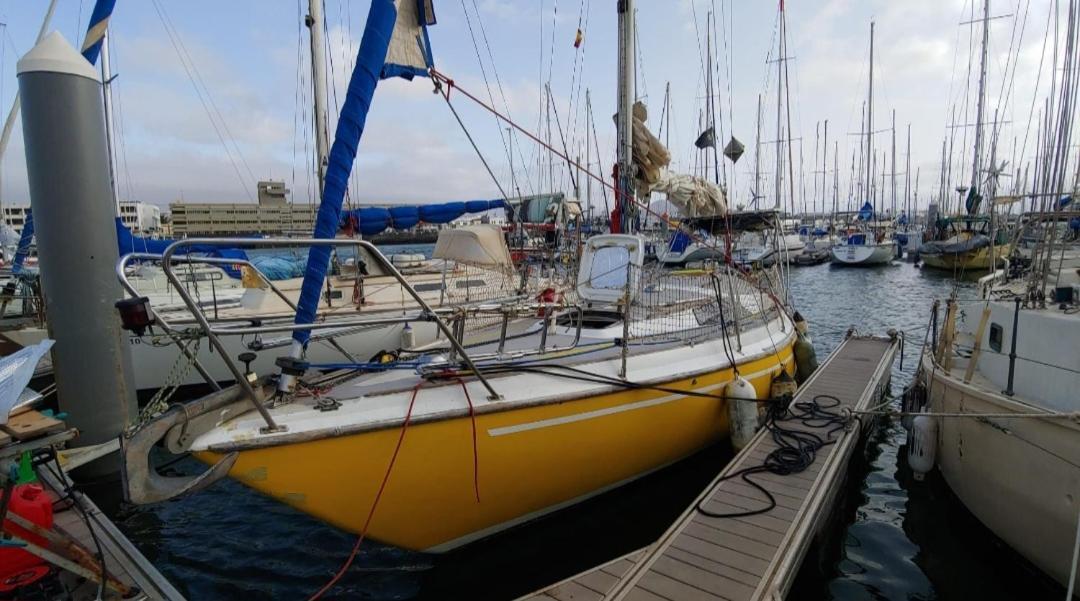 Отель El Barquito De Arrecife Арресифе Экстерьер фото
